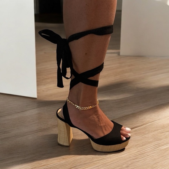 JustFab Black and Tan Platform Heels - Picture 2 of 7